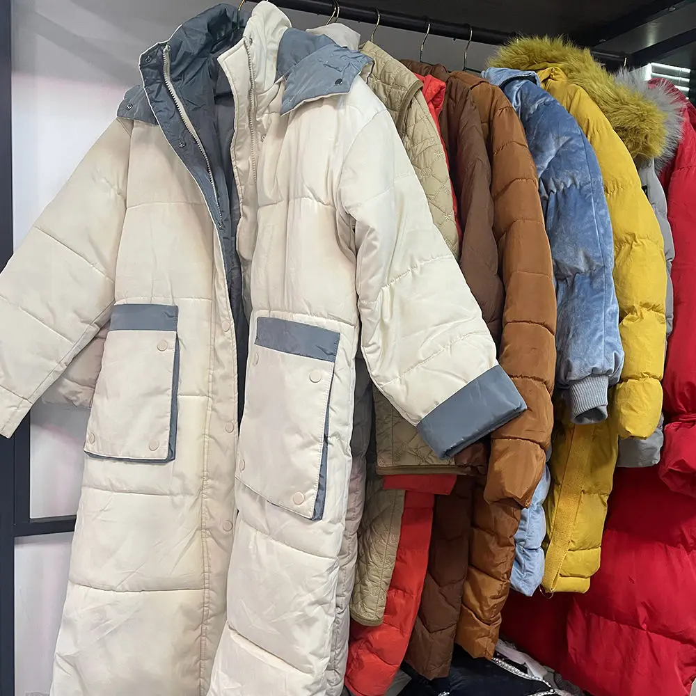 Should winter hiking jackets have removable liners?