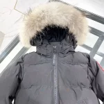 Canada Goose women's black extra-long hooded coat - Image 4